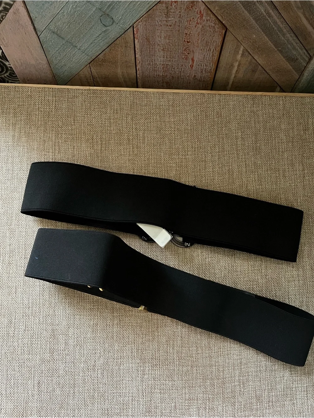 Black Elastic Waist Belt with Gold Accent - Women's Fashion Accessory